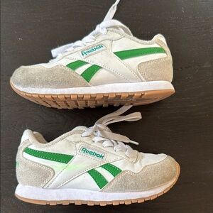 Reebok Green and White Sneakers Classic Design